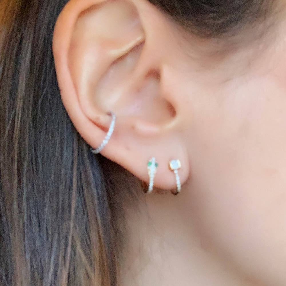 14k white Gold and diamond ear cuff